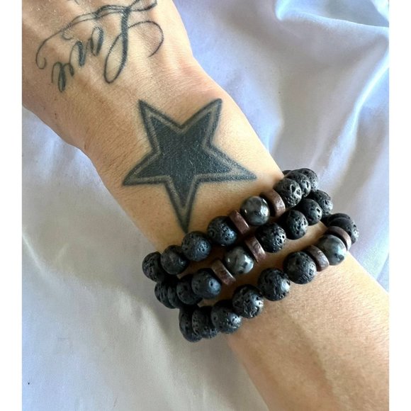 Lava + Black Labradorite Mala Bracelet - Picture 3 of 4